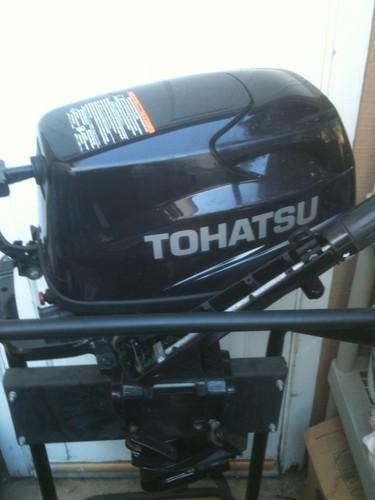 2013 tohatsu 5 hp four stroke outboard motor 3 months old