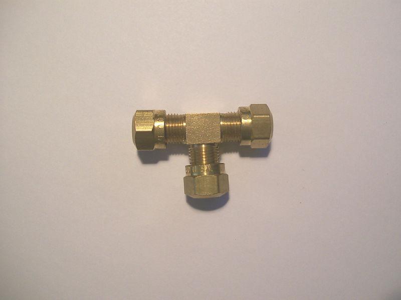 1 - 1/4 inch tubing  brass compression tee