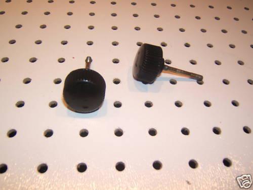 Mercedes w123 200/230/240/280/300 fuse box cover screw 2 knobs, 1 set of 2 only.