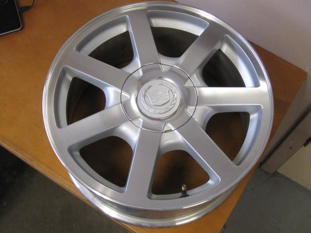  2003-2004 cadillac sxt factory alloy wheel 178inch