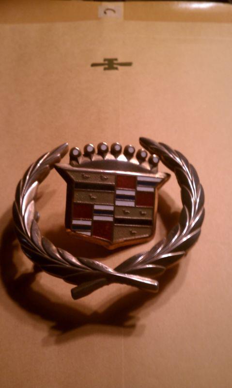 Cadillac   crest and emblem....off my 93 allante