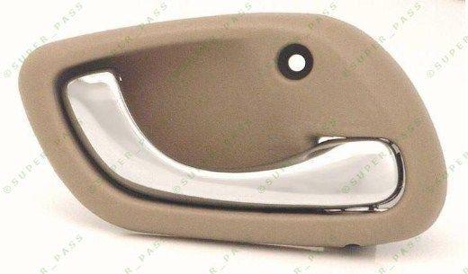 1999 - 2004  inside door handle right front or back rh   fits: chevrolet tracker