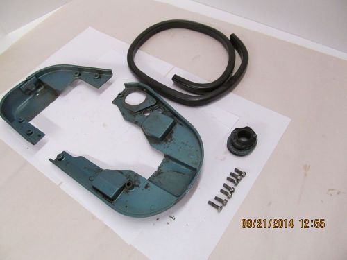 1957 evinrude lower cowl tray with hardware and seals 7.5 hp