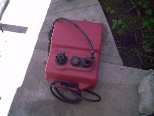 Portable outboard 6 gal gas tank