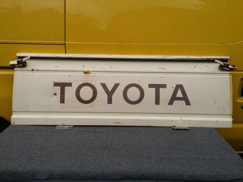 Vintage 80&#039;s toyota tailgate wall art bench rat rod man cave