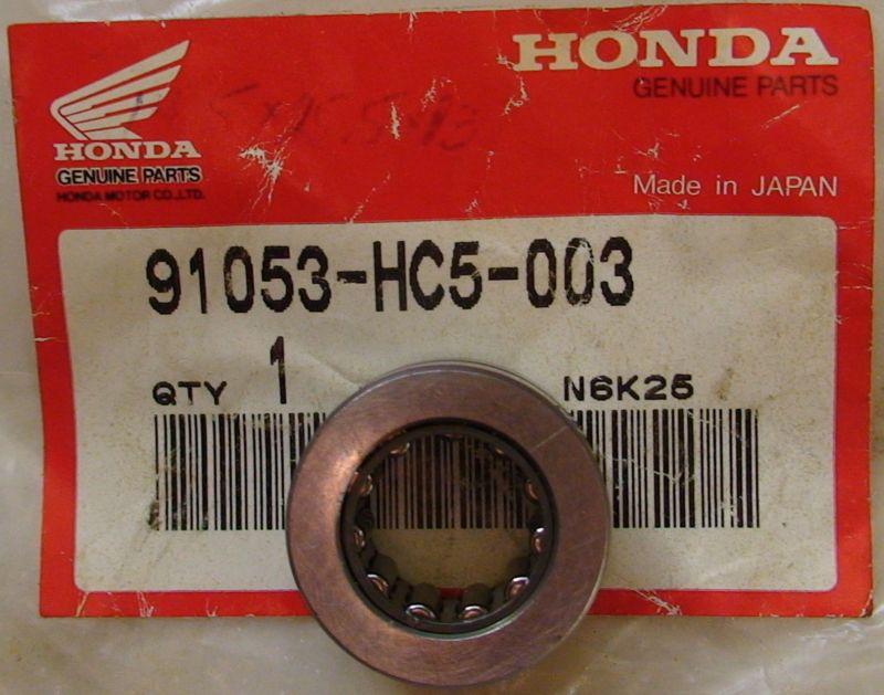 Honda trx350d trx300fw fourtrax 1987 - 1995 front differential bearing nos