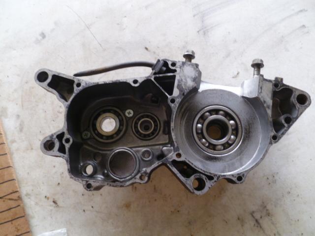 1984 cr250 cr 250 left case crankcase  may fit 1985