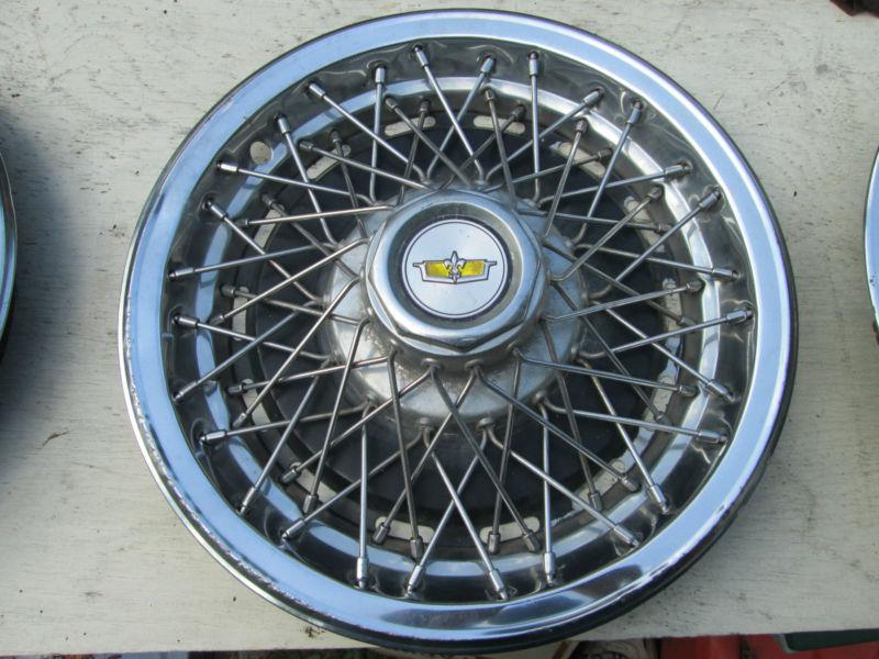 Chevrolet caprice wire spoke hubcap 77 78 79  used oem