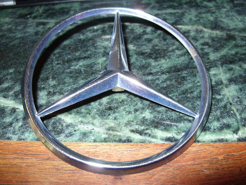 1982 mercedes 300cd turbo trunk rear emblem 300 series 1977-1985 benz star