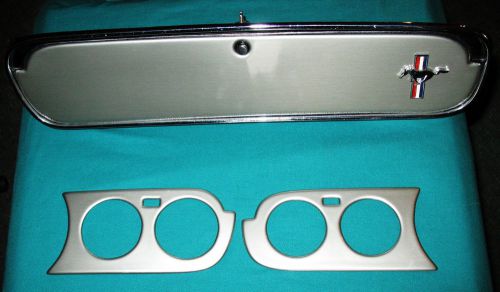 Ford mustang original 65 deluxe /66 gt glove box door with dash insert to match