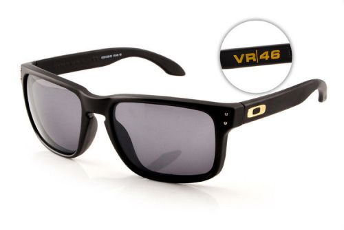 Oakley holbrook sunglasses oo9102 matte black / ruby iridium polarized lens