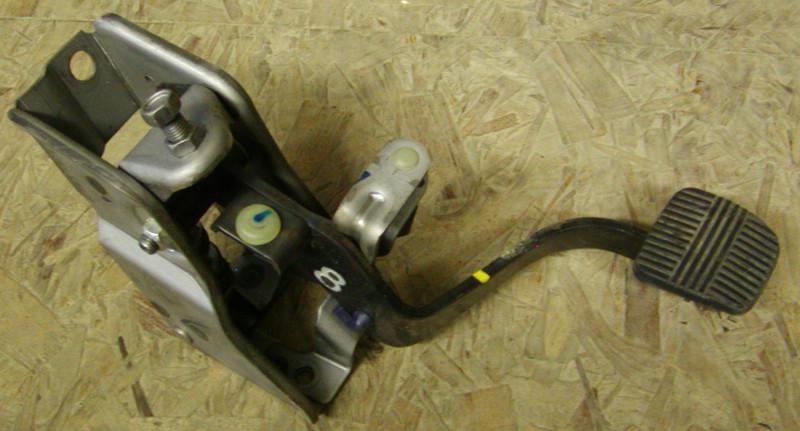 2007 nissan 350z brake pedal assembly oem used
