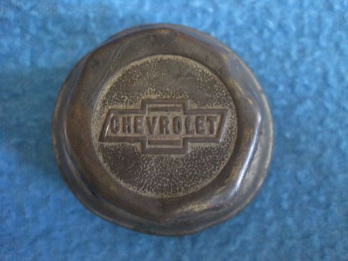 Vintage 1910&#039;s 1920&#039;s chevrolet grease cap wheel hub cap