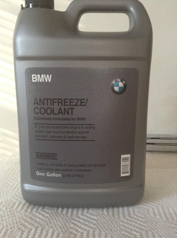 Bmw oem antifreeze/ coolant one gallon (50/50) (2-piece set)