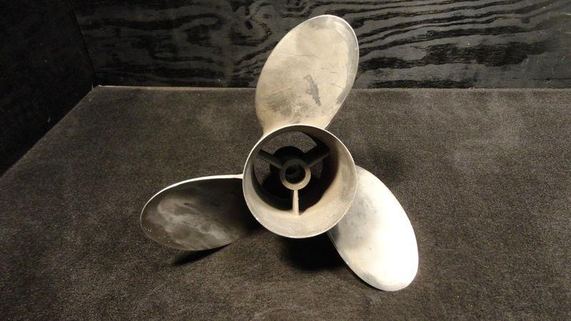 Used mercury mirage counter rotating propeller 14.5x25p outboard boat prop p617
