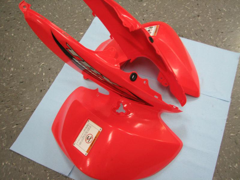 2006 400ex red front stock fender fenders pair 400 ex #314f