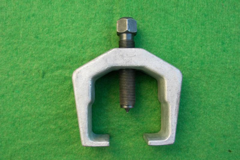 Vintage proto challenger gear bearing puller 80108
