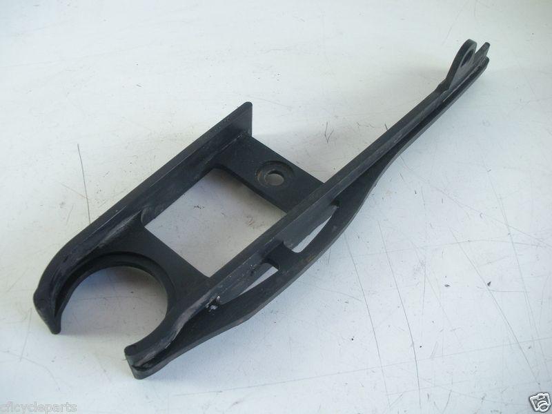 04 05 06 yamaha yzf r1 oem swing arm chain cover guide