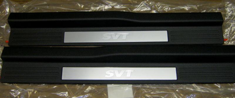 2007,2008,2009 shelby mustang gt500 door sill plate trim with svt logo oem ford