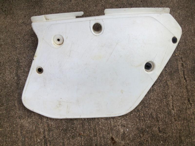Yamaha yz250 right side plate number 1991 yz 250