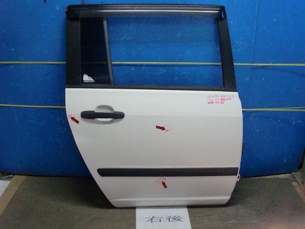 Toyota succeed 2002 rear right door assembly [0013300]