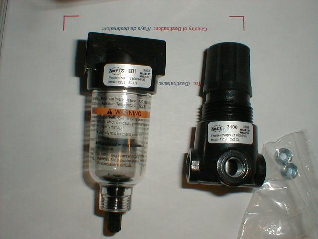 Amflo 1/4" mini  regulator / filter  set  new !!!  for air compressor
