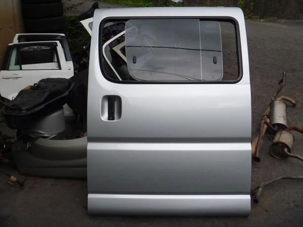 Nissan x-trail 2001 rear right door assembly [1913300]