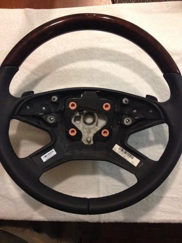 W164 wood steering wheel