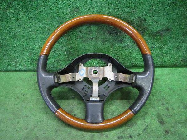 Daihatsu mira 2003 steering wheel [8970100]