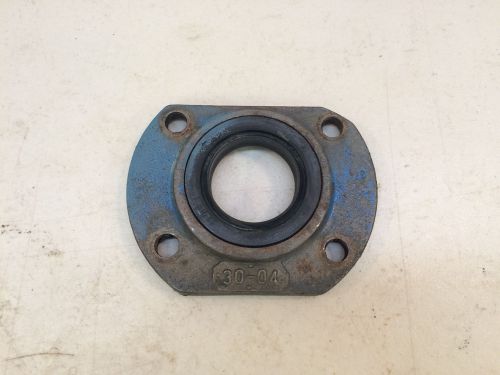 Walter v-drive bearing seal retainer carrier output shaft rv-36 30-04 3004