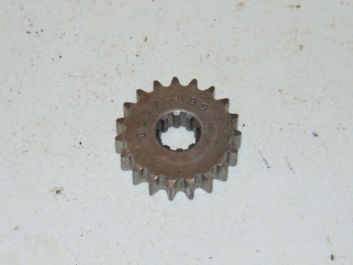 Vintage arctic cat snowmobile chaincase top gear sprocket 19 tooth 0107-099