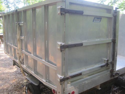 Grain or mulch aluminum truck dump bed without hoist