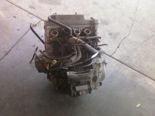 Honda cbr600f4 cbr 600f4 engine / motor 141410
