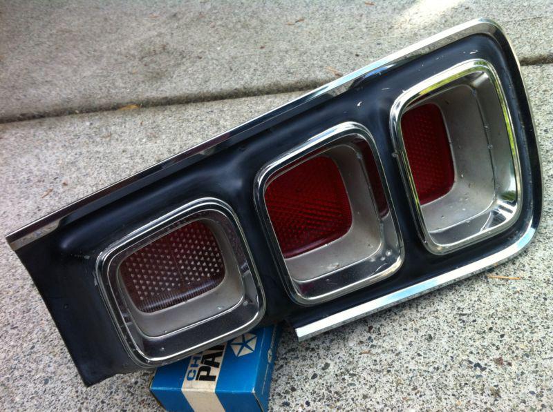 1968 68 dodge coronet r/t 500 lh tail light assembly 