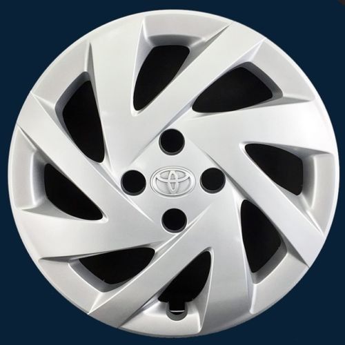 Toyota prius c 15&#034; hubcap wheel cover oem 42602-52580