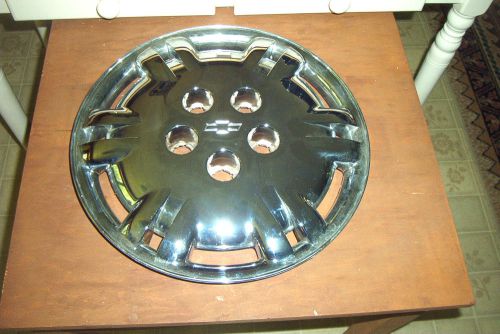 Excellent oe chromed wheelcover, 15 inch, 95-96 monte,lumina. 12 slot. # 3223a