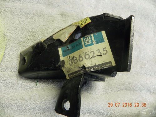 67, 1967 nos camaro 6 cyl lh front engine mount bracket- fits 65-69 gm as well.
