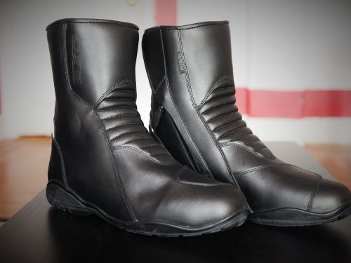 Axo motorcycle touring boots size us 11 runs large (euro 46)
