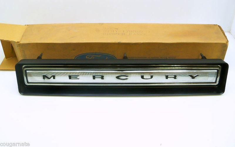 Nos 1971-72 mercury monterey rear panel assembly new in the box