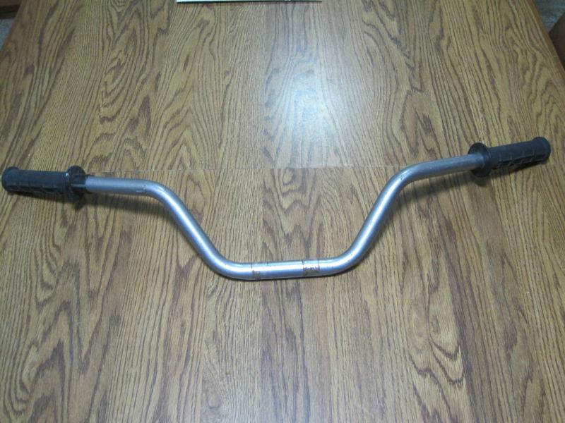 Yamaha raptor 660 handlebars with grips, mint excellent condition