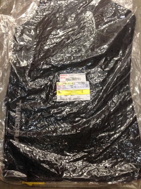 Toyota all weather mats nib pt908-34121-20 crewmax and doublecab