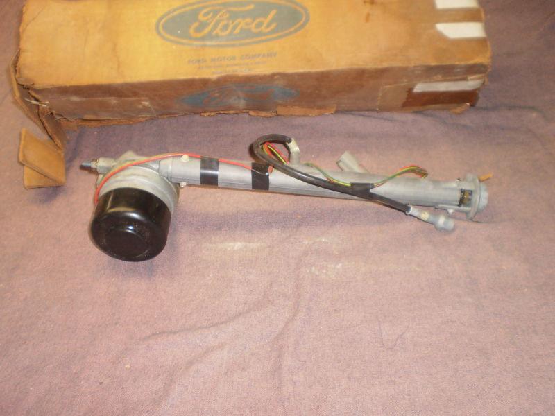 Ford, mercury 79,84 fullsize power antenna orig. ford nos
