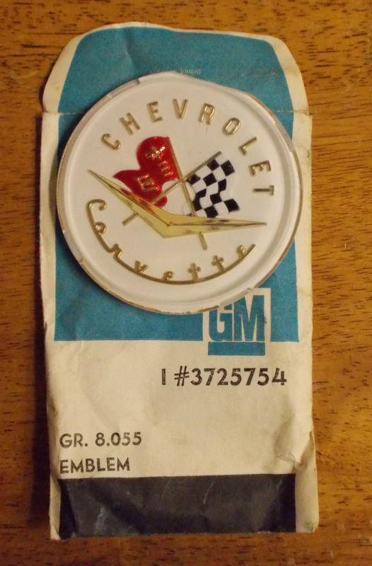 1956 1957 corvette nose or trunk emblem   nos  ncrs  gm#3725754