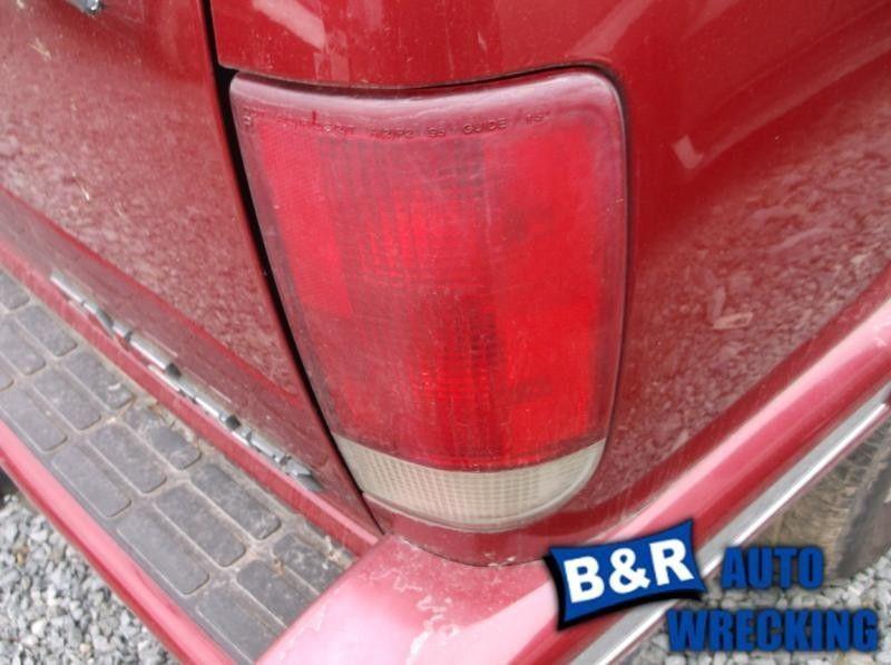 Right taillight for 95 96 97 98 99 00 01 02 03 04 05 s10 blazer ~ 4703998