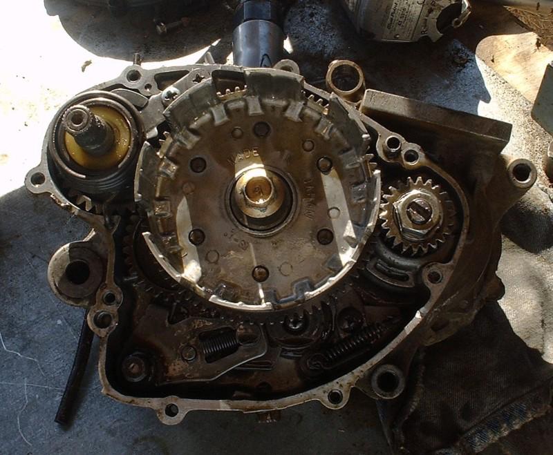 Kawasaki kx60 bottom engine, crank, gears, rod, transmission water pump drive