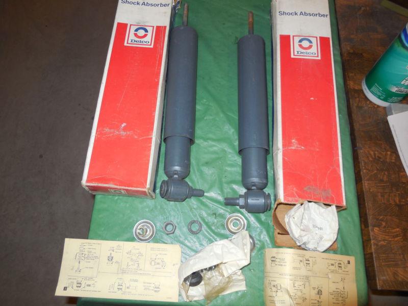 1953-54 chevrolet n.o.s.delco # 351-16 pair of rear shock absorbers!!!!!