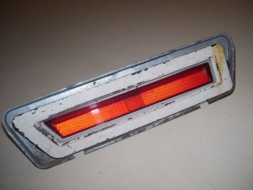1974 chevy right rear marker light - guide 1b - 337640 5949592 - ch120