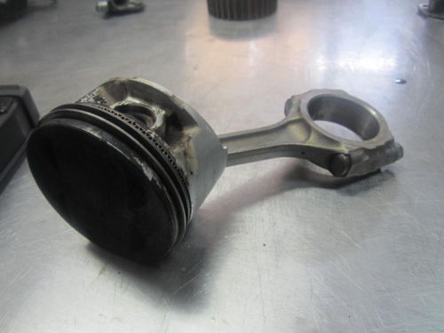 Tz102 piston with connecting rod standard size 1999 honda cr-v  2.0 b20z2