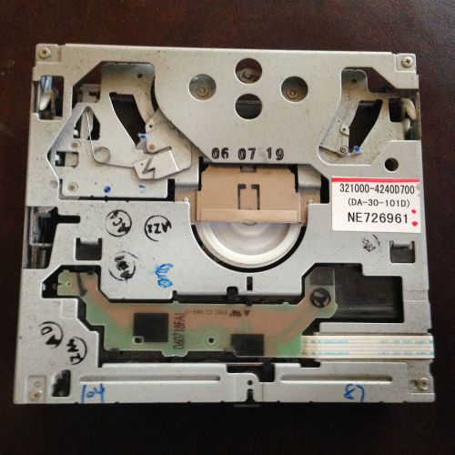 Fujitsu ten mp3 audio cd laser mechanism loader 321000-4240d700 da-30-101d