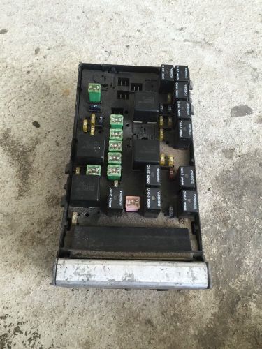 2001 town &amp; country 3.8v6 fuse box with power module 04869200al